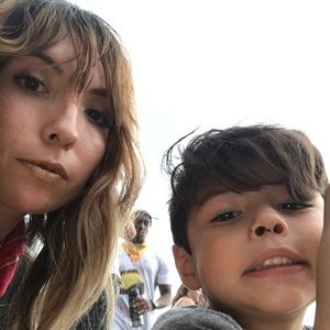 Meet your Posher, Sitarra